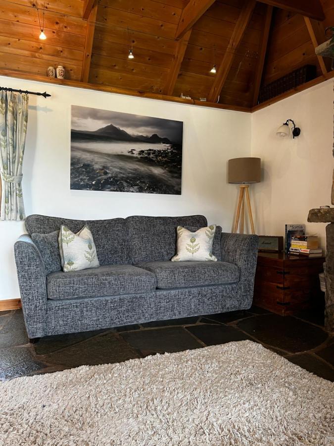 Tigh Phadraig At Marys Thatched Cottages Elgol Eksteriør billede